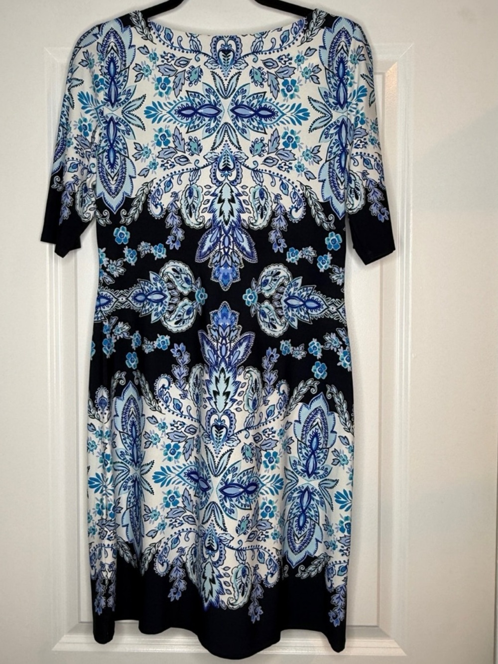 Eliza J Sz 6 Elegant blue and white paisley shift dress half sleeves | EUC - Picture 5 of 5